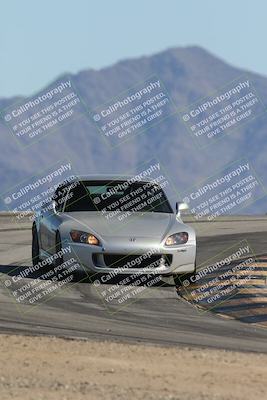 media/Oct-24-2025-Doghouse Garage (Fri) [[783d2ff07a]]/3-Intermediate/Session 3 (Turn 12)/